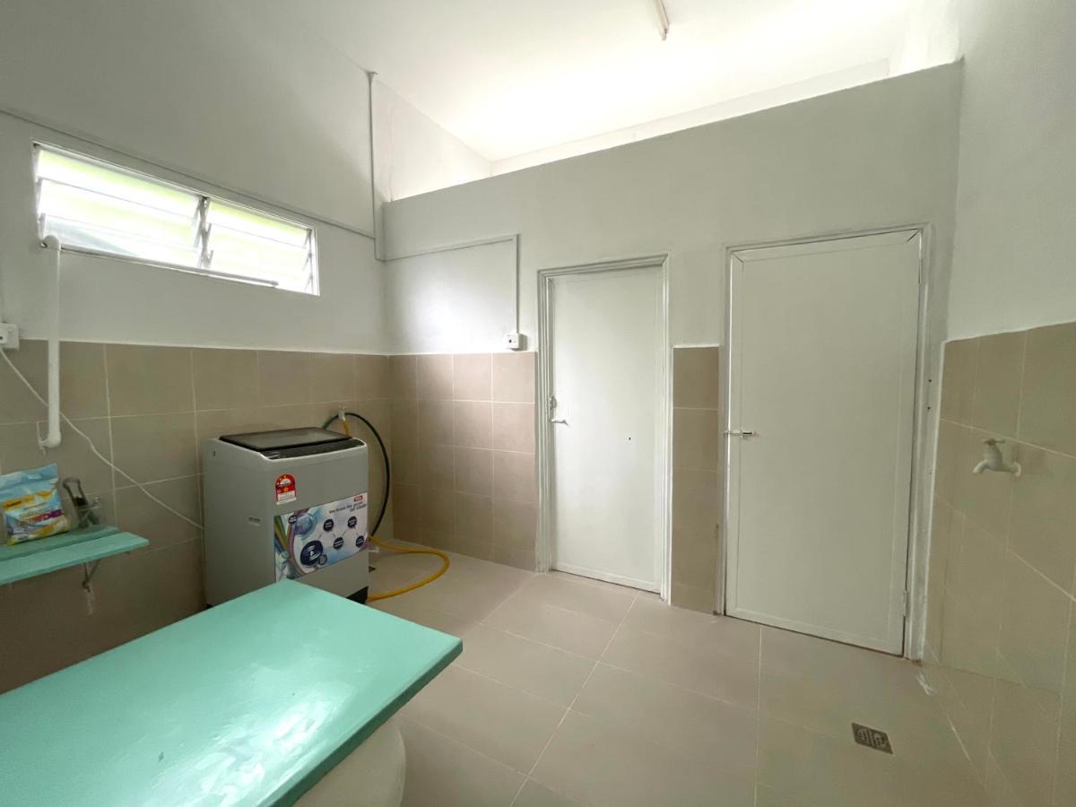 Cosy Little Home Near To The Town Pasir Puteh Esterno foto