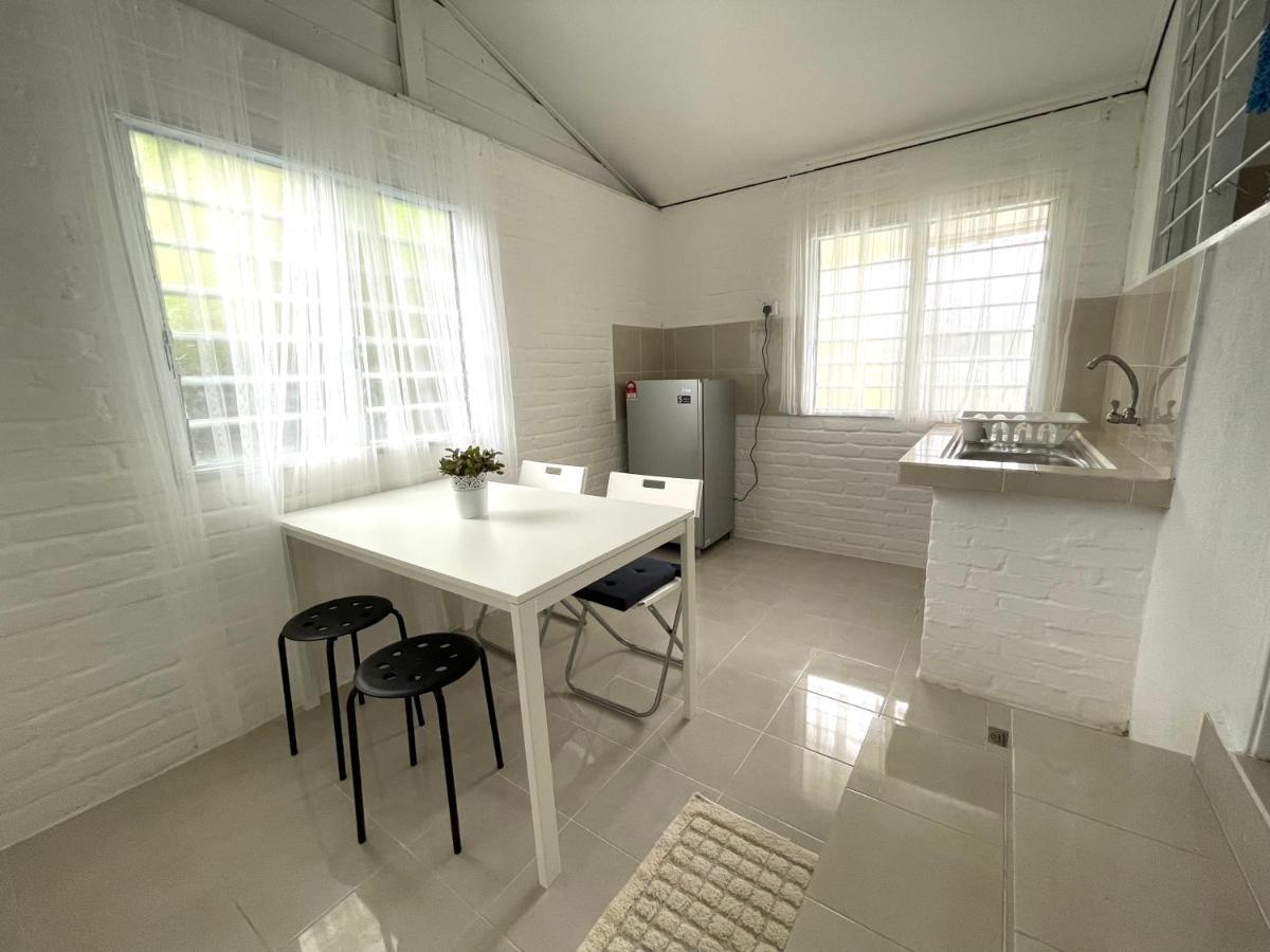 Cosy Little Home Near To The Town Pasir Puteh Esterno foto